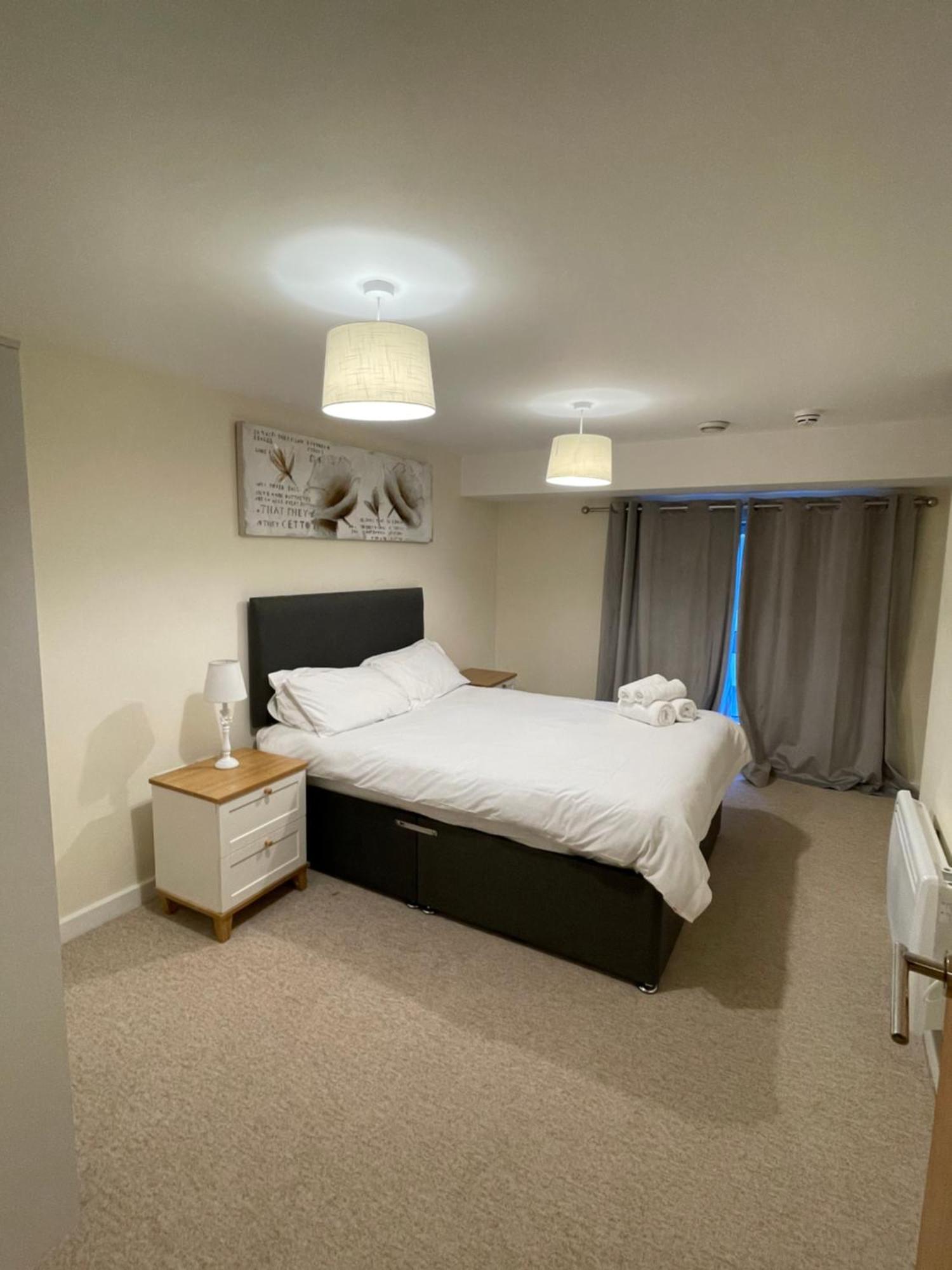 The Paramount, Swindon Luaran gambar