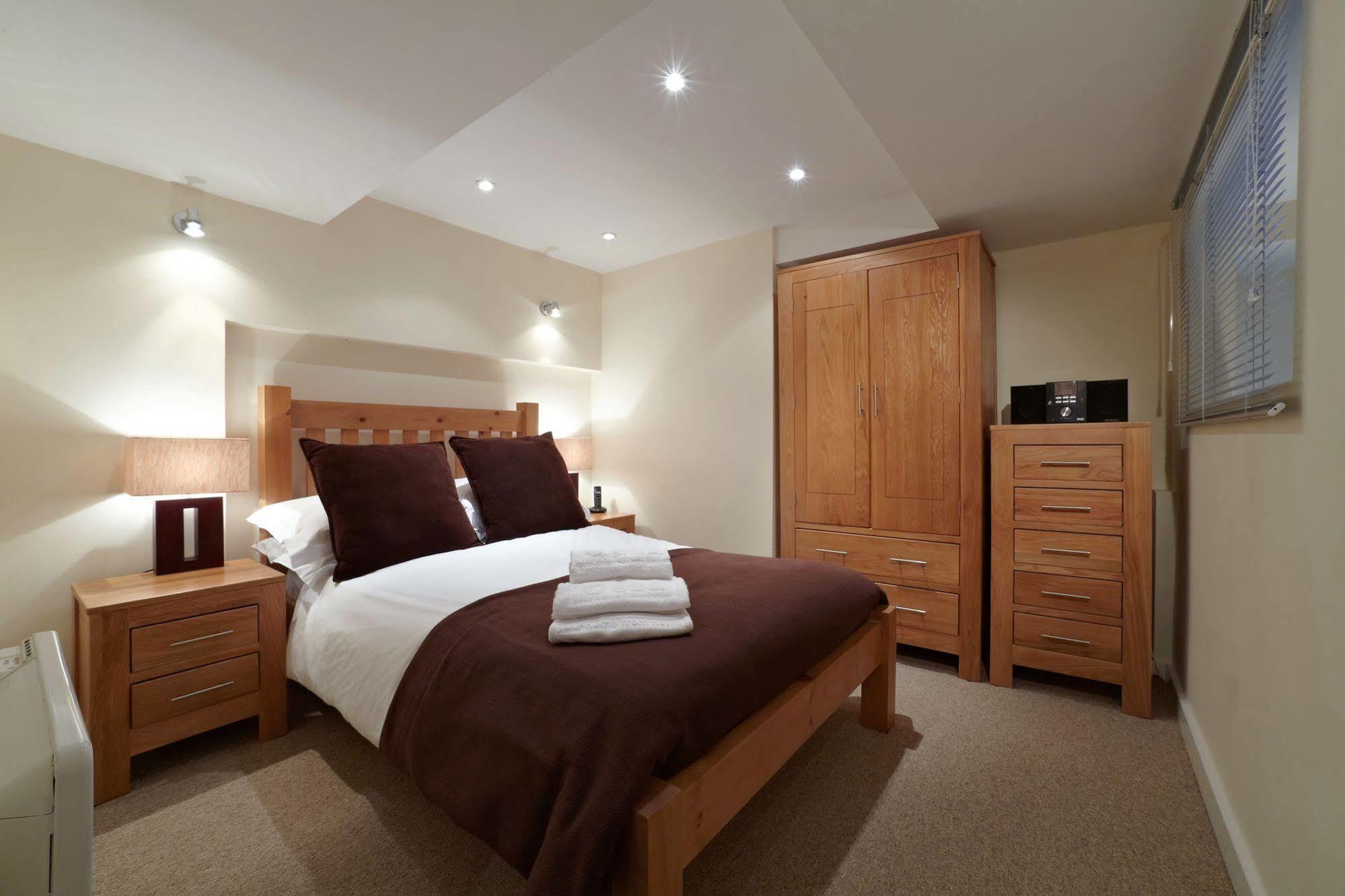 The Paramount, Swindon Luaran gambar