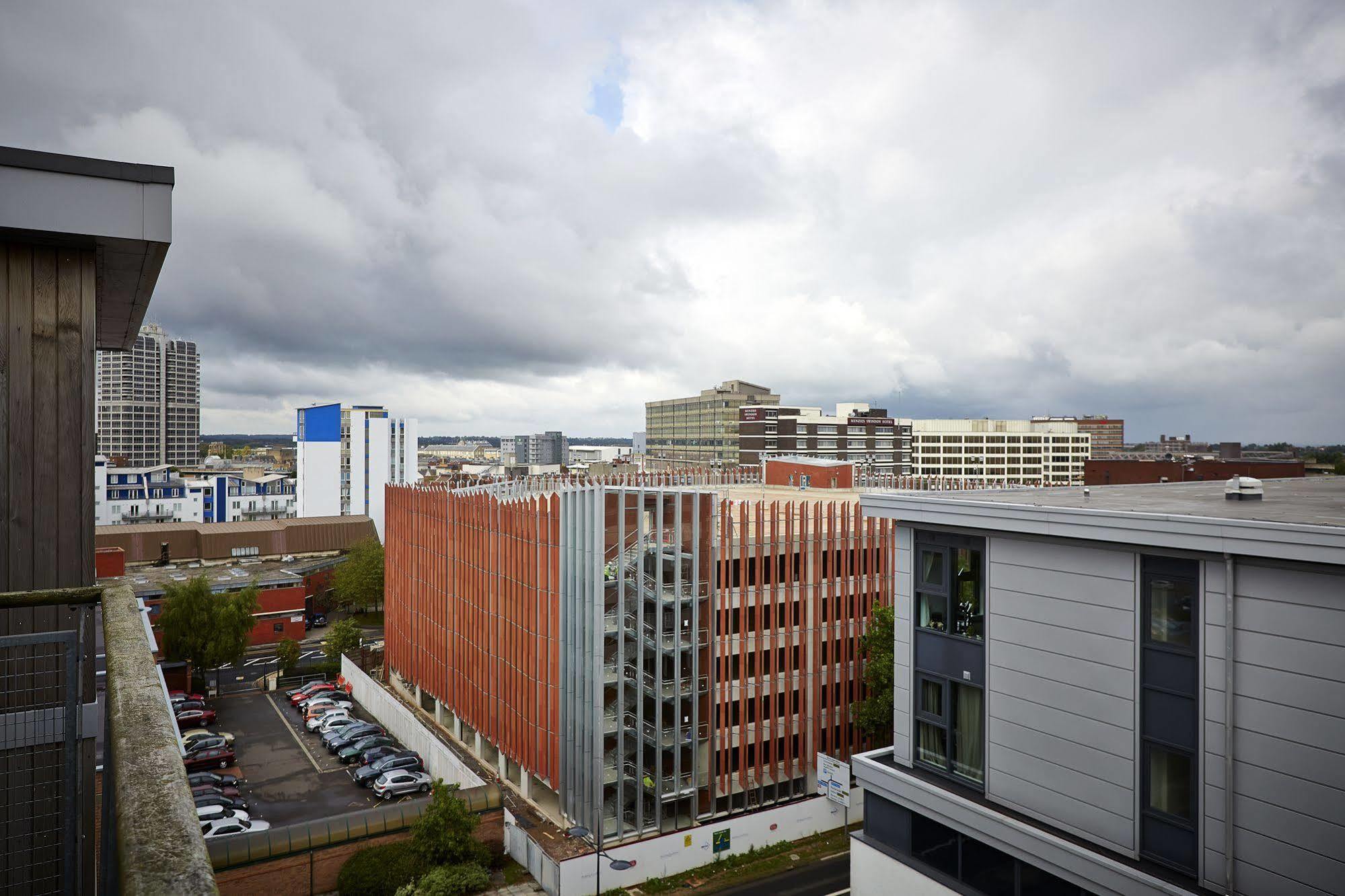 The Paramount, Swindon Luaran gambar